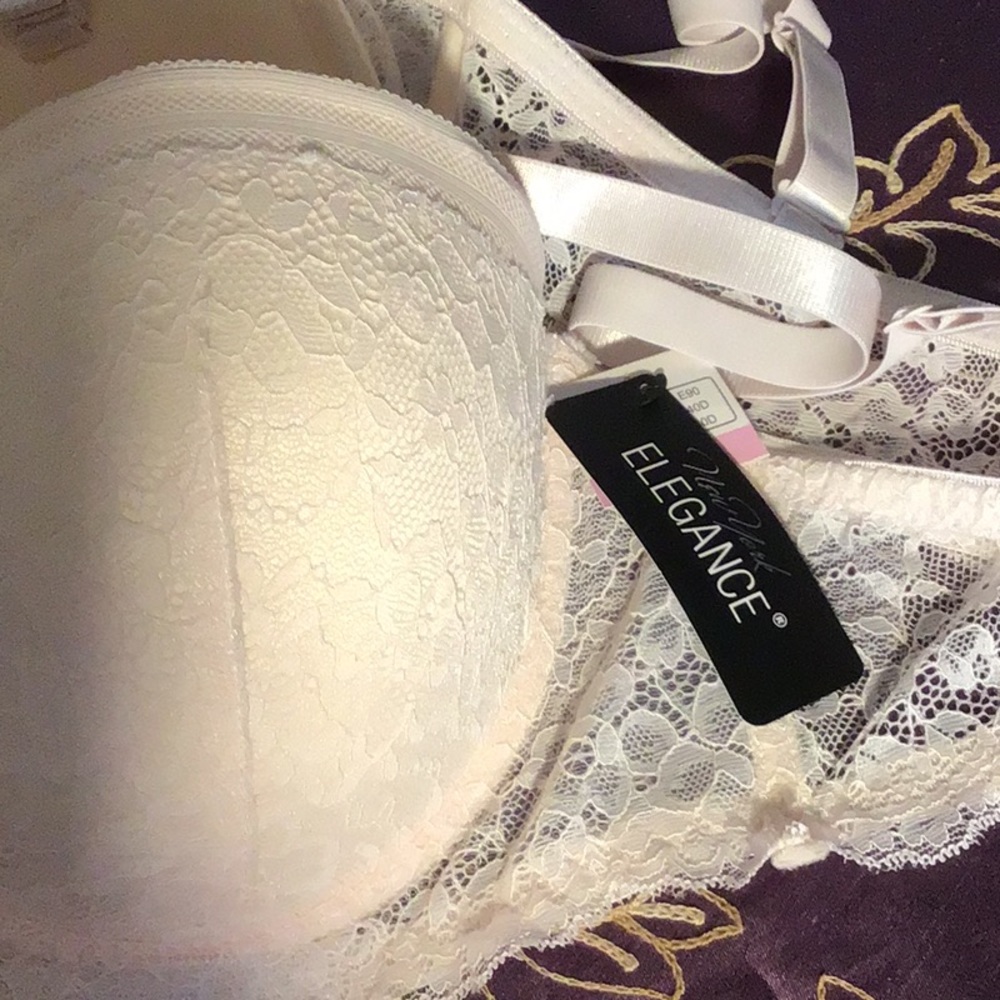 Intimate/Bra - Picture 5 of 6